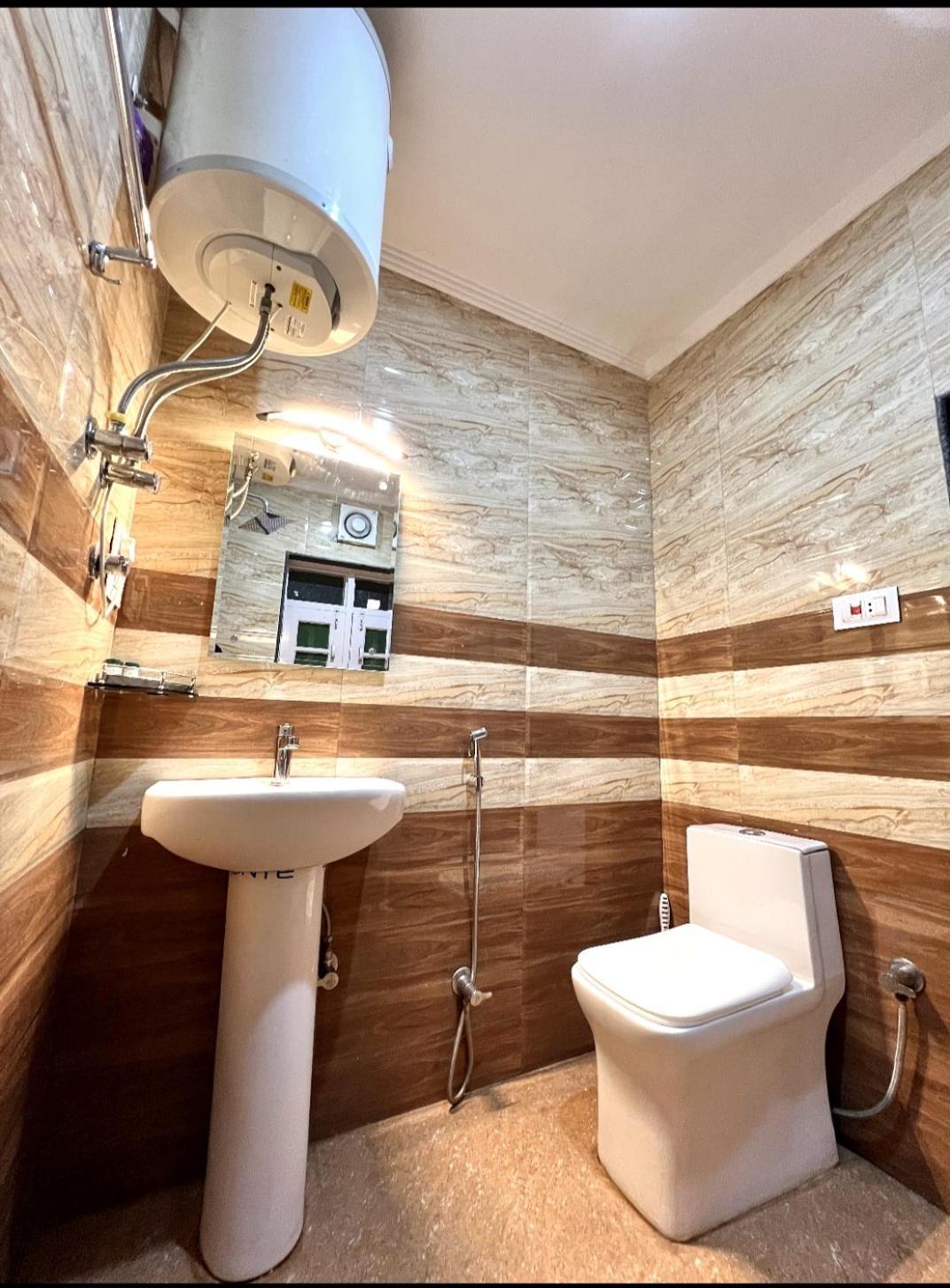 Meer Mansion Homestay Srīnagar Eksteriør billede
